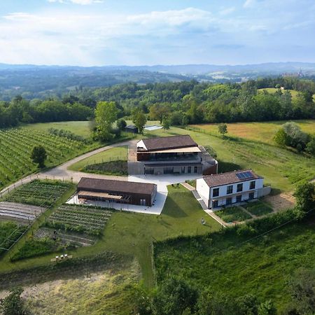 Cascina Rueral Villa Montafia ภายนอก รูปภาพ